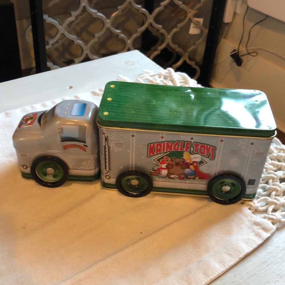 5 listings for $25. The Tin Box Company , Kringle Toys vintage collectors truck.